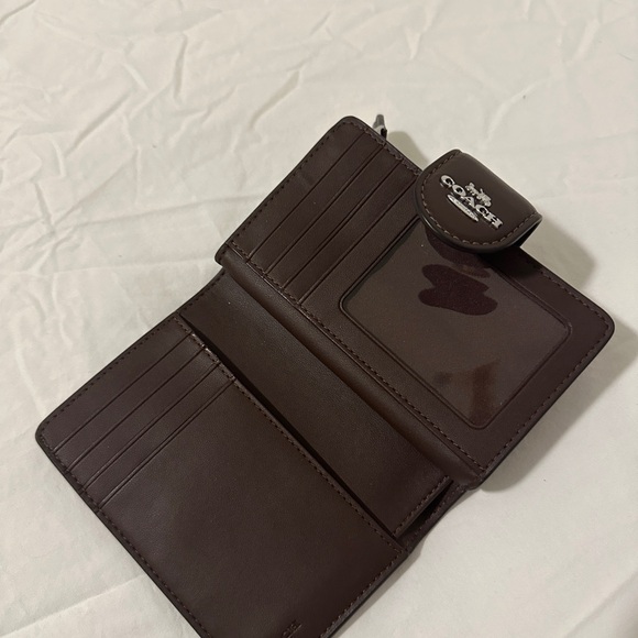 Coach Corner Zip Wallet - Picture 2 of 4